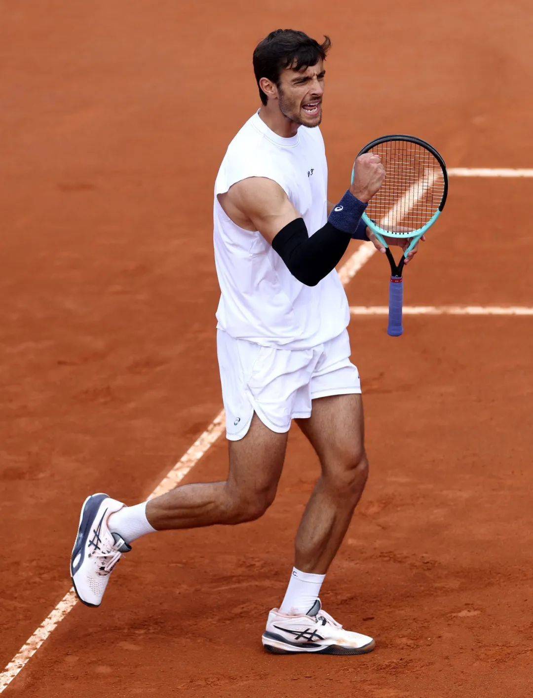 合作掀起了 合作掀起了