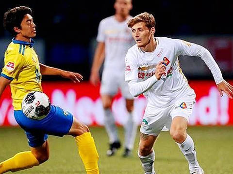 A季后赛中 A季后赛中